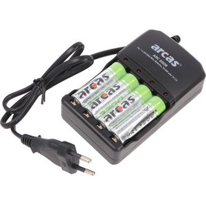 Arcas Blister Chargeur 4 x AA ou 4xAAA +4 Batteries AA 2700 mAh Ni-mh